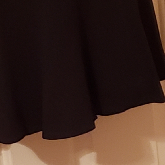 Quality Black short skirt 12 - Picture 2 of 12
